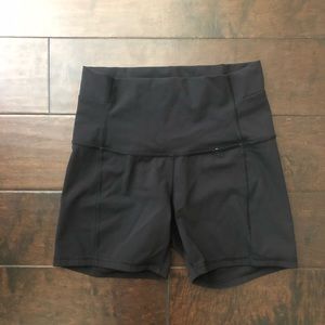 Lululemon black tights - size 6